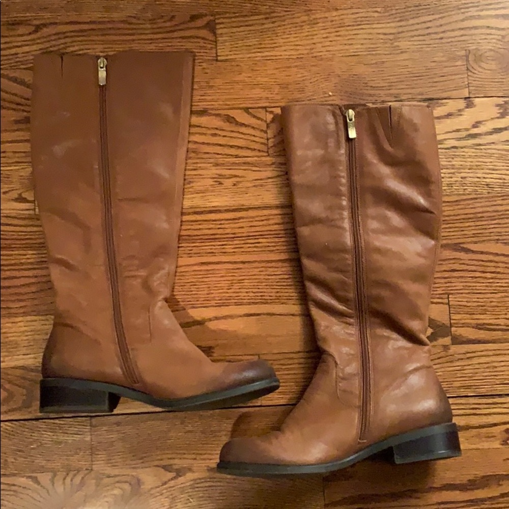 BCBG Generation boots
